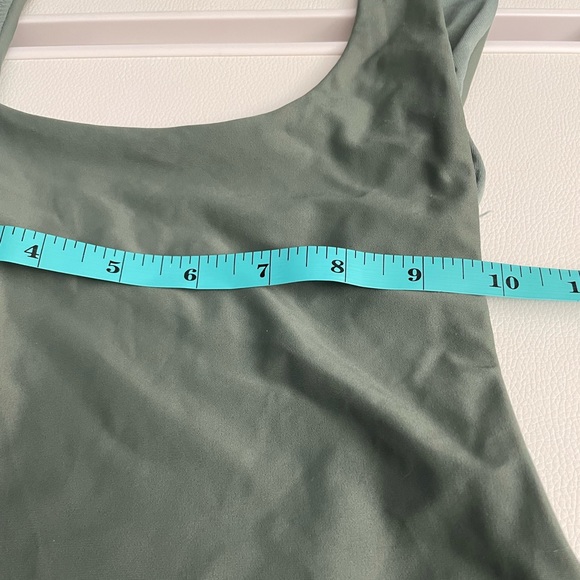 Aerie scoop back one piece swimsuit - Picture 7 of 9